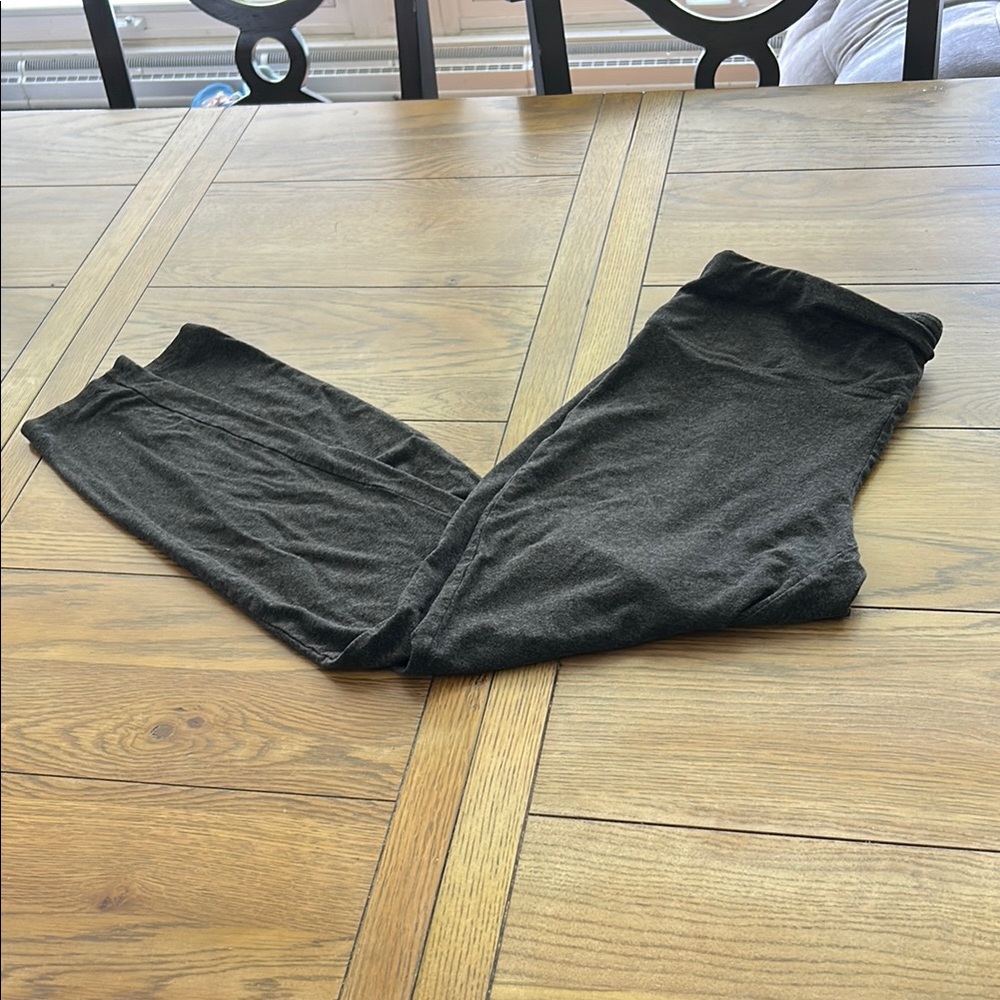 Charcoal gray J.Jill smooth fit ankle leggings size Med